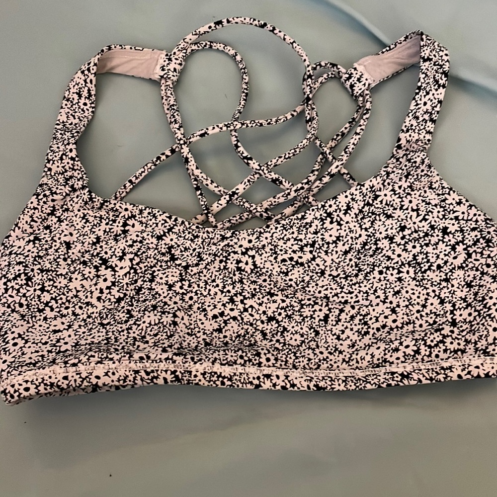 Lululemon bra